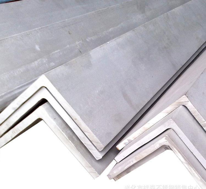 Q235 A36 Grade 20mm-250mm Hot Rolled Equal Iron Angle Bar